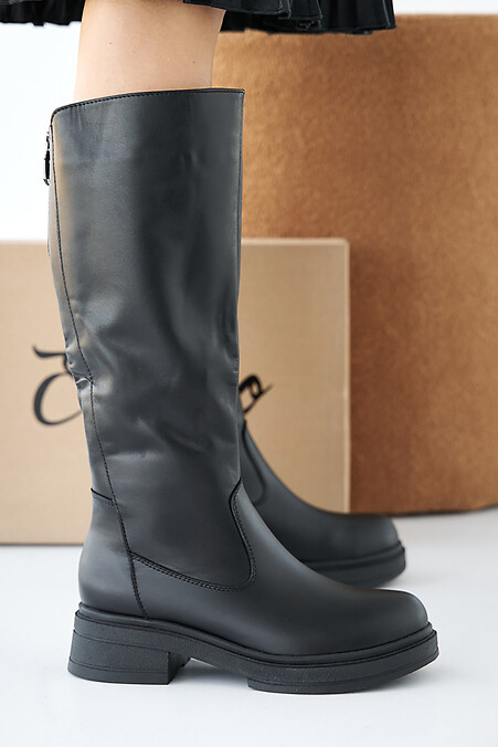 Women's spring-autumn black leather boots. Boots. Color: black. #2505410