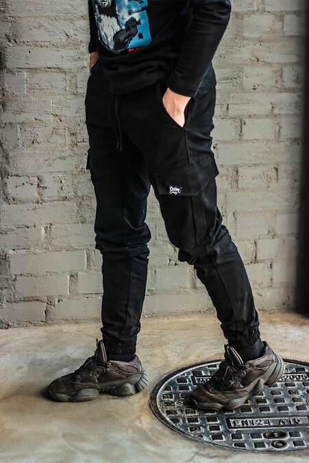 Einfache Hose. Hosen. Farbe: das schwarze. #8025430