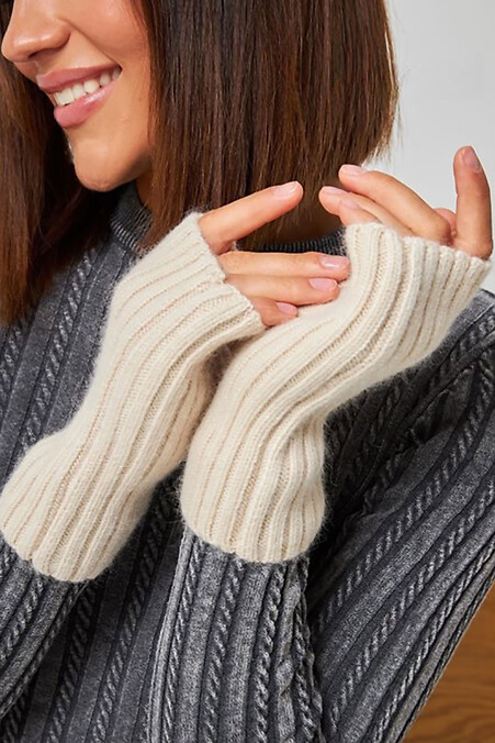 Women's mittens M-19 milky color - #4496444