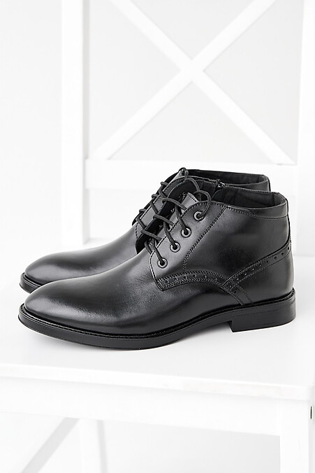 Black winter leather men's boots. Boots. Color: black. #2505467