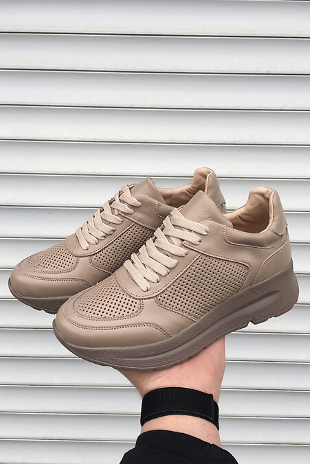 Women's leather summer beige sneakers with perforation. Sneakers. Color: beige. #8019489