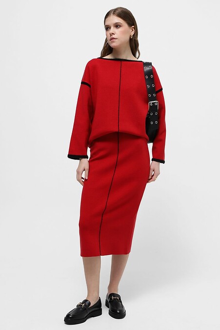 Knitted women's suit in red. Suits. Color: red. #4038541