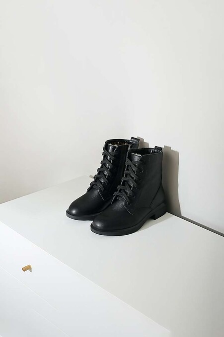 Демисезонные женские ботинки. Ботинки. Цвет: черный. #4205643