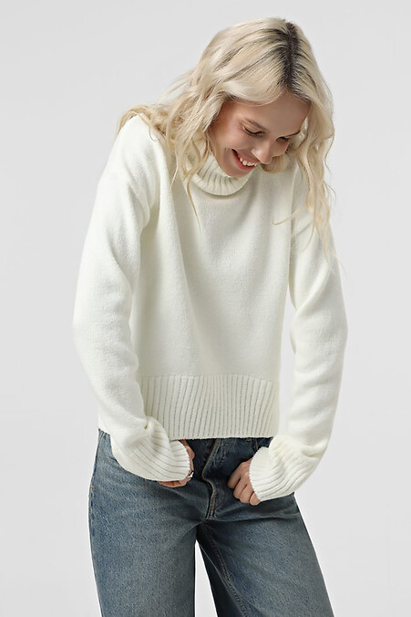 Weißer Damen-Strickpullover mit hohem Kragen. Jacken und Pullover. Farbe: weiß. #4038682