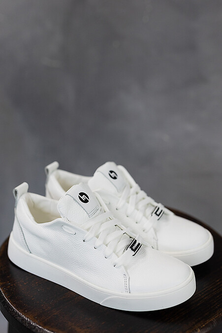 Skórzane sneakersy młodzieżowe wiosna-jesień w kolorze białym - #8018698