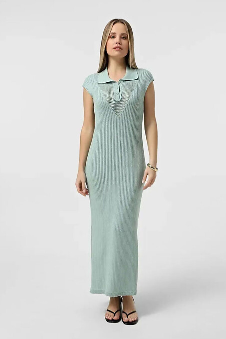 Gestricktes Damenkleid in Grün mit kurzen Ärmeln - #4038753