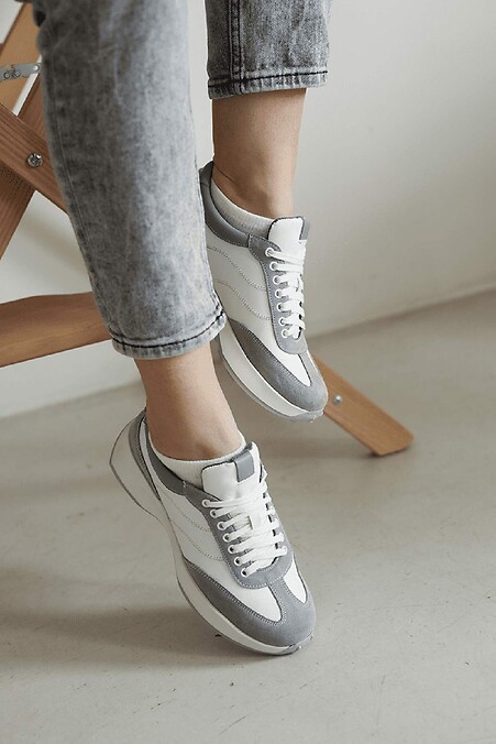 Кроссовки с серыми замшевые вставками - #4205785