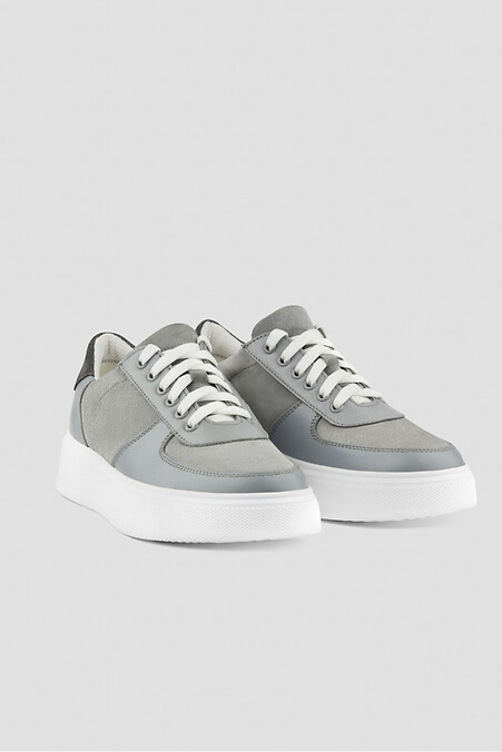 Graue Sneakers aus natürlichem Wildleder - #4205843