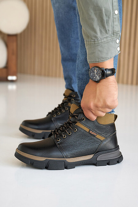 Men's leather winter boots black. Boots. Color: black. #8019882