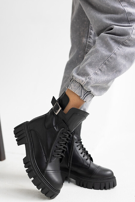 Women's boots. Boots. Color: black. #8018885