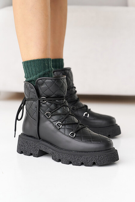Damskie skórzane buty zimowe w kolorze czarnym - #8019922