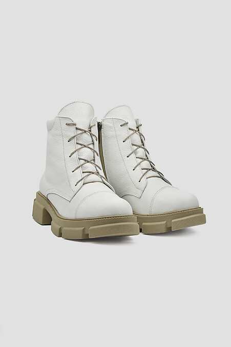 Demi-season leather boots - #4205955
