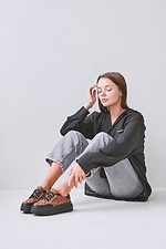 Sneakers mit dunklem Leopardenmuster und schwarzen Sohlen aus echtem Leder 4207001 Foto №6