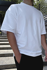 Lang geschnittenes Oversize-T-Shirt aus Baumwolle mit Rückendruck GRUF 8050002 Foto №4