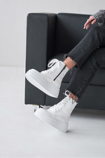 Damen-Lederstiefel in weißer Farbe 4207004 Foto №2