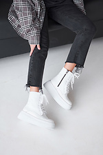 Damen-Lederstiefel in weißer Farbe 4207004 Foto №4