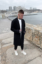 Черное мужское пальто классического кроя GRUF 8050008 фото №2