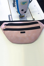 Pink banana belt bag in matte leatherette Mamakazala 8038010 photo №4