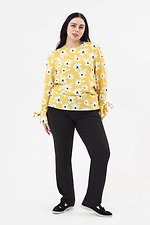 Bluzka damska BERYL z żółtego miękkiego materiału w kwiaty Garne 3042011 zdjęcie №12