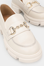 Classic women's loafers made of milky genuine leather with metallic decor Garne 3200013 photo №5