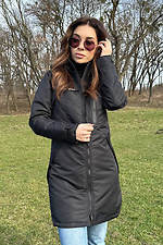 Herbstlicher Parka in Schwarz, verlängert mit Kapuze. AllReal 8042014 Foto №1