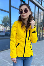 Непромокаемая куртка ветровка с капюшоном желтого цвета AllReal 8042016 фото №1