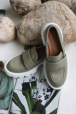 Women's green leather loafers with tractor soles Garne 3200018 photo №11