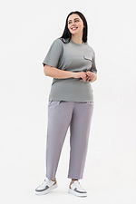 Жіноча футболка сірого кольору з декоративною кишенею Garne 3042030 фото №7