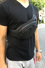 Black oval banana belt bag made of textured leatherette Mamakazala 8038030 photo №1