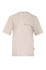 Жіноча футболка бежевого кольору з декоративною кишенею Garne 3042031 фото №11