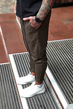 Коттоновые укороченные брюки зауженные коричневого цвета GRUF 8048032 фото №4