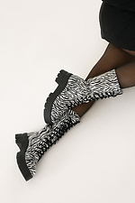 Hohe Damenstiefel aus Leder mit Zebramuster  4207036 Foto №2