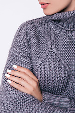 Сірий светр з високим коміром у візерунок "ромби"  4037037 фото №2