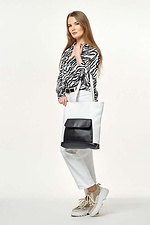Большая белая сумка шоппер из кожзама с внешним карманом SamBag 8045039 фото №3