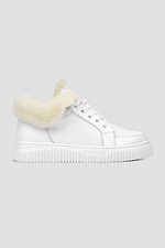 Women's winter leather sneakers of white color on fur  4206044 photo №2
