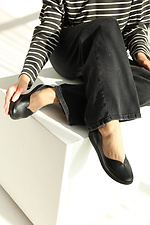 Women's leather closed shoes with a low stroke  4207044 photo №2