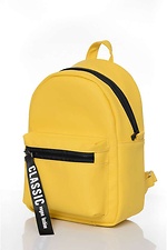 Kleiner Rucksack aus gelbem Kunstleder mit Außentasche SamBag 8045046 Foto №1