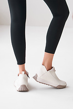 Women's leather short boots in milk color  4207047 photo №2
