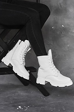 Белые зимние ботинки в армейском стиле на платформе  8019047 фото №3