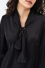 Жіноча блуза GERTIE чорного кольору з зав'язкою Garne 3042051 фото №8