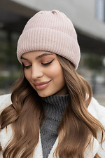 Knitted hat Camellia powder color on fleece  4051052 photo №1