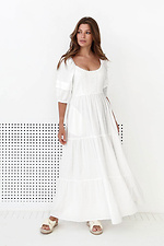 Długa biała lniana sukienka z koronką i bufiastymi rękawami NENKA 3103053 zdjęcie №2