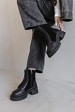 Стильные и комфортные зимние кожаные ботинки на платформе.  4206053 фото №4