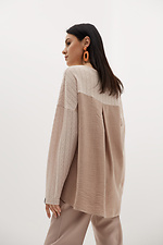 Beżowy sweter dżersejowy z długim szyfonowym tyłem Garne 3039054 zdjęcie №4
