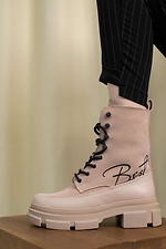 Бежевые демисезонные ботинки в армейском стиле на платформе  8019055 фото №5
