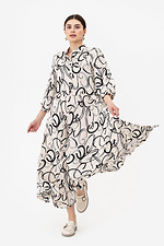 Tailliertes Kleid MICHELLE in milchiger Farbe mit schwarzem Muster Garne 3042060 Foto №5