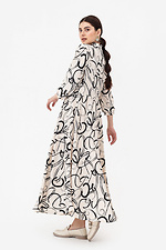 Tailliertes Kleid MICHELLE in milchiger Farbe mit schwarzem Muster Garne 3042060 Foto №7