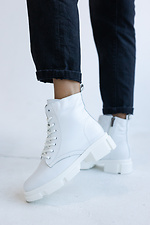 Белые зимние ботинки в армейском стиле на платформе 8019062 фото №6