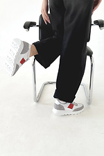 Perforierte Damen-Sneaker aus Echtleder 4207071 Foto №5