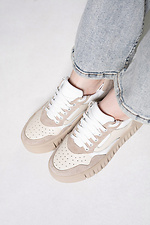 Light leather platform sneakers with suede inserts.  4206076 photo №2